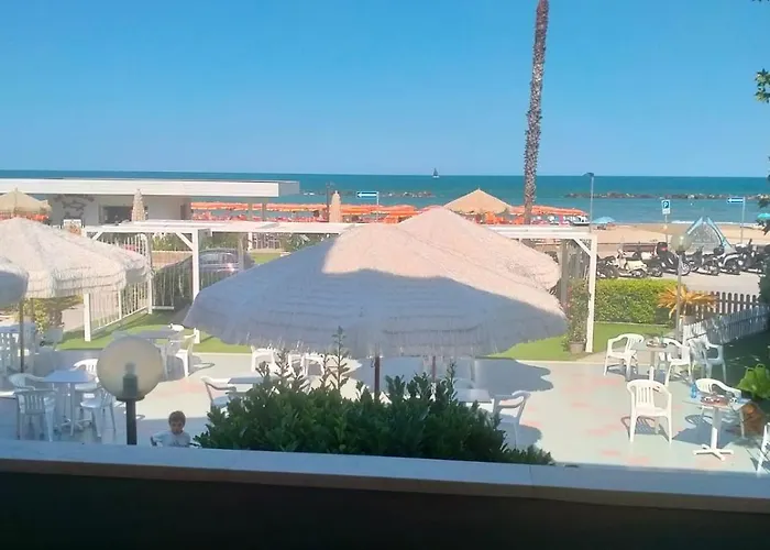 Апартаменты Cologna L'Annunziata